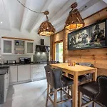 Moekki, Bain Nordique, Balneo Et Sauna