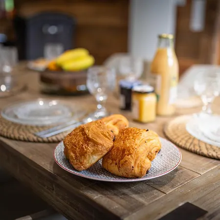 Chalet Moekki, Bain Nordique, Balneo Et Sauna