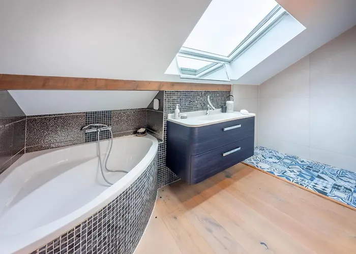 Moekki, Bain Nordique, Balneo Et Sauna *